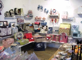 カルトナージュ店内−4.jpg